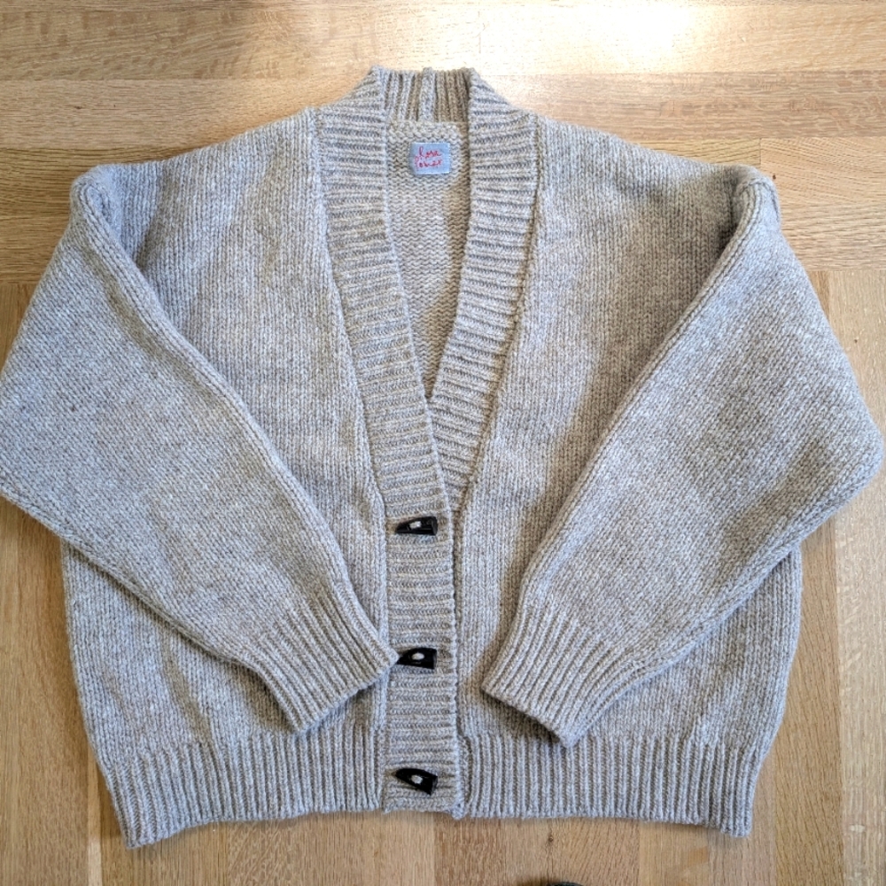 Cozy Gray Chunky Knit Wool Cardigan Sweater